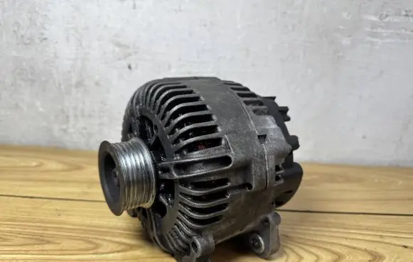 Audi Q7 4L Generator/alternator P0C83959