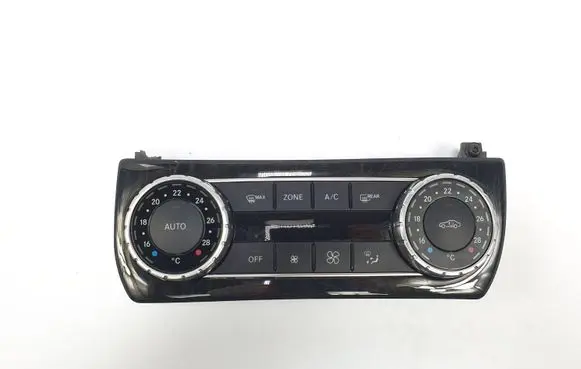 Mercedes-Benz CLS C218 X218 Climate control/heater control trim A2049000715
