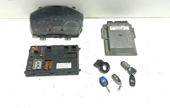 Ford Transit Engine ECU kit and lock set 6C1112A650 8c1T14a073CB