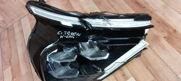 Citroen C4 III e-C4 Headlight/headlamp 9830649280 73243672