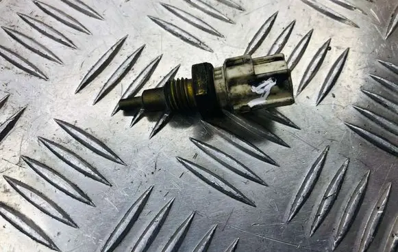 Toyota Avensis T250 Coolant temperature sensor 8942233030