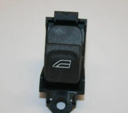 Volvo V70 Electric window control switch 30773273 03453410 90363083370220