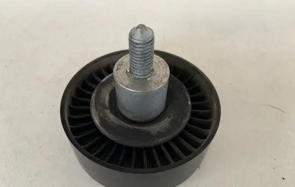 Audi Q7 4M Belt tensioner pulley 06E903341G