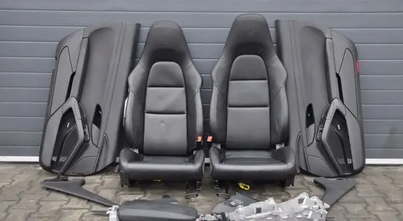 Porsche Cayman 982 Seat set 