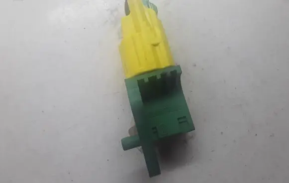 Volkswagen PASSAT B6 Airbag deployment crash/impact sensor 3C0909606