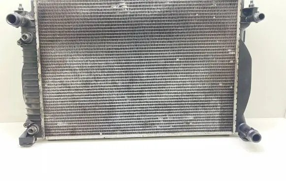 Audi A4 S4 B6 8E 8H Coolant radiator