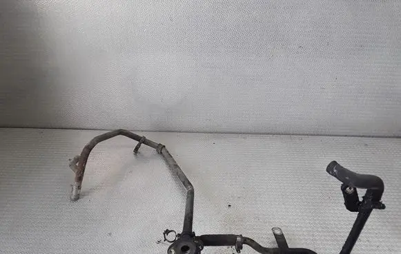 Iveco Daily 30.8 - 9 Engine coolant pipe/hose