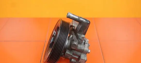 KIA Sorento Power steering pump 22XZ1