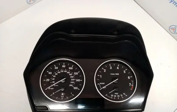 BMW X1 F48 F49 Speedometer (instrument cluster) 62106805181