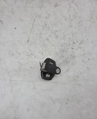 BMW 5 E34 Rear door lock loop/hook striker 8105511