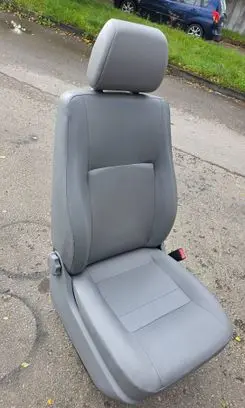Volkswagen Transporter - Caravelle T5 Front passenger seat 