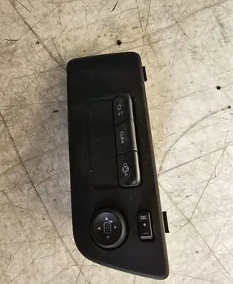 Chevrolet Corvette C7 Wing mirror control module AMG83482