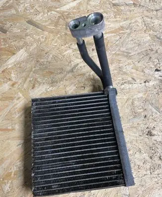 Volvo V50 Air conditioning (A/C) radiator (interior) 102100516