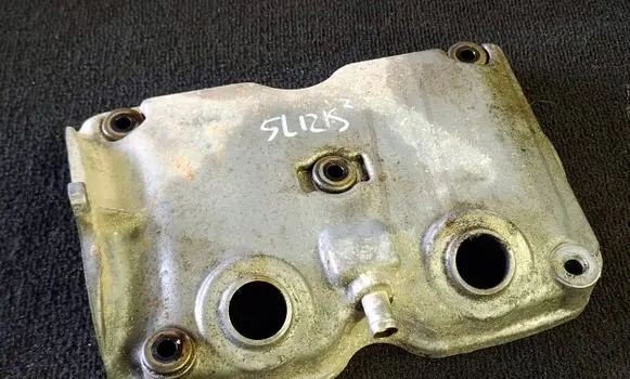 Subaru Legacy Rocker cam cover 69HR