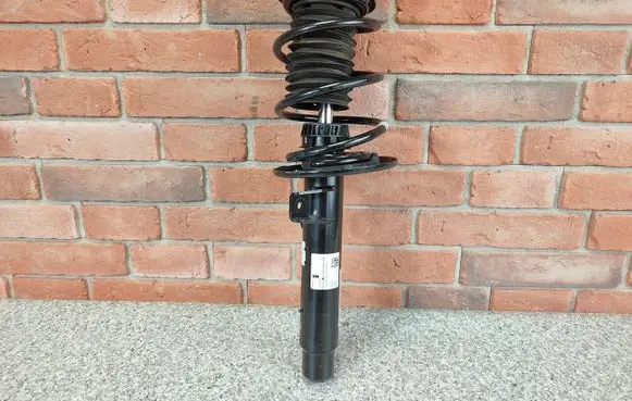 BMW 3 G20 G21 Front shock absorber with coil spring 6892900