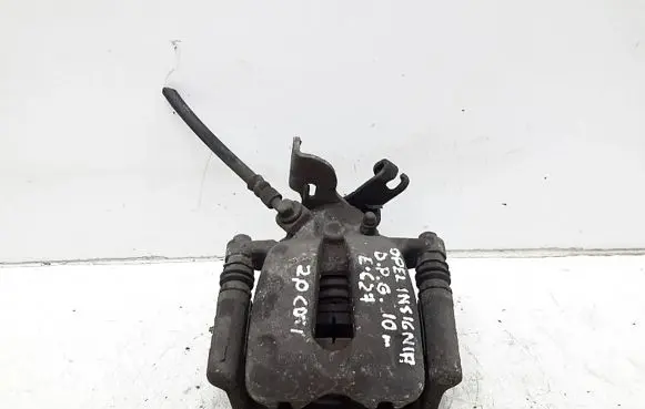 Opel Insignia A Rear brake caliper