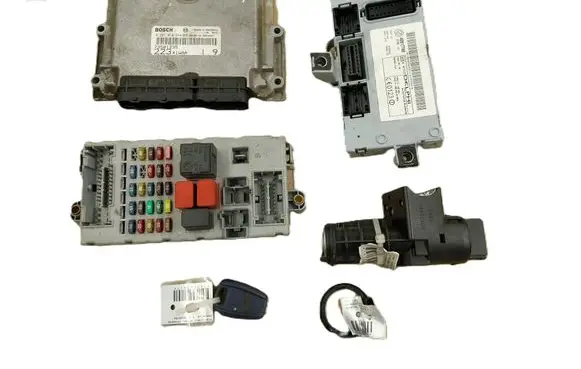 Fiat Doblo Engine ECU kit and lock set 0281010344 28SA5561