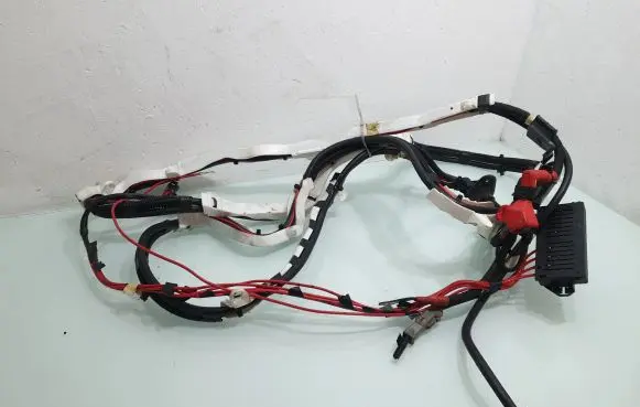 Volvo XC90 Positive cable (battery) 09452850