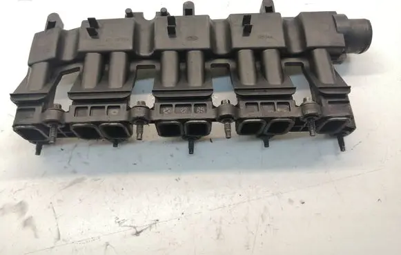 Ford Transit Intake manifold 2C1Q9424AF