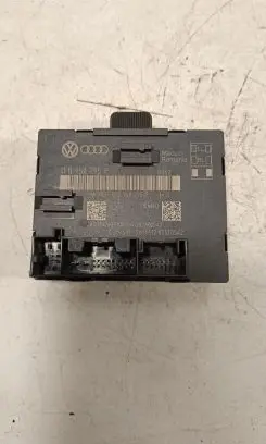 Audi Q7 4L Door control unit/module 4F0959795P