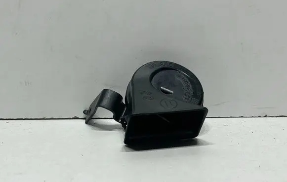 Hyundai Santa Fe Horn signal 96621S1500