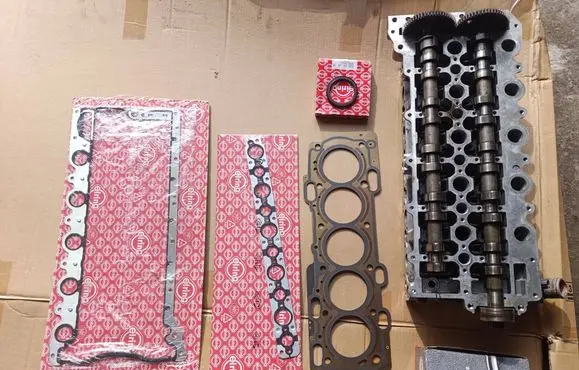 Volvo V70 Engine head 8692577002