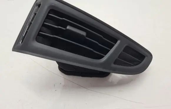 Ford Focus Dashboard side air vent grill/cover trim BM51018B09 F1EBA018B09AE
