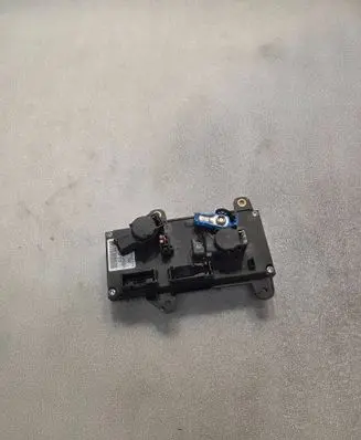 BMW 7 E65 E66 Power management control unit 6925655