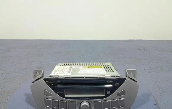 Nissan Pixo Radio/CD/DVD/GPS head unit 39101-68K0