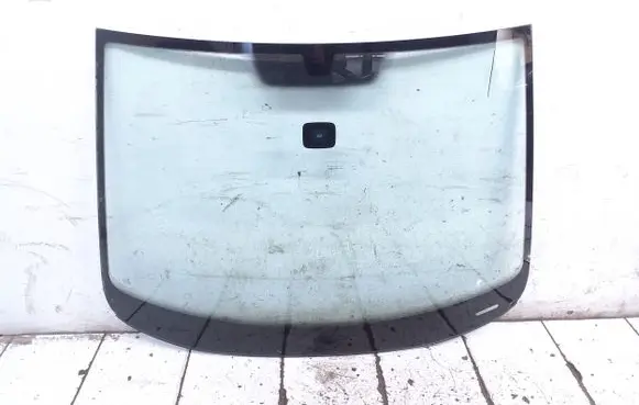 Volkswagen Golf Plus Front windscreen/windshield window 1K0955559AD AS1