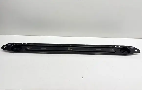 Peugeot 3008 I Radiator support slam panel bracket D04S15