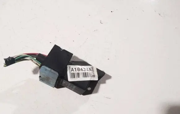 Peugeot 407 Glow plug pre-heat relay 9640469680 51252002
