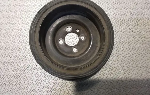 Volkswagen Caddy Crankshaft pulley 038105243M