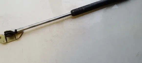 Mazda Xedos 9 Tailgate/trunk strut/damper T00156930B