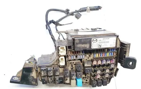 Mazda 6 Fuse box set F005V01361