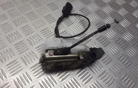 Renault Megane II Front door lock 027776