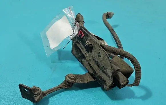 Suzuki SX4 S-Cross Headlight ballast module Xenon A193027-2 IMPRK1510425