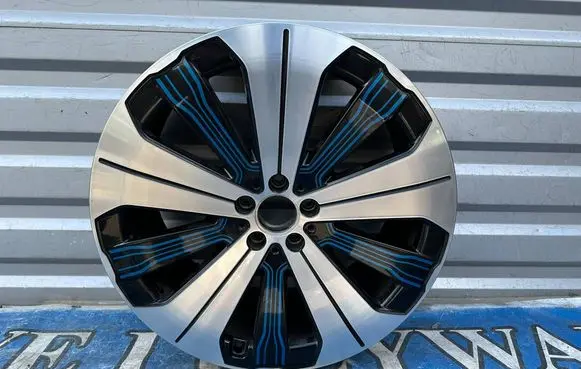 Mercedes-Benz EQS V297 R18 alloy rim A2974011000
