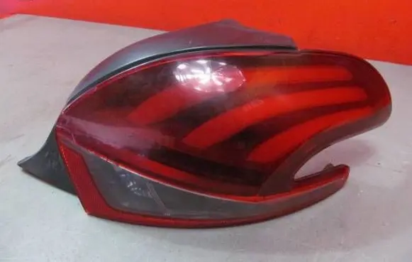 Peugeot 208 I Rear/tail lights P208LAMPAPT