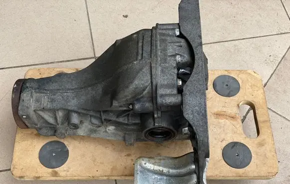 Audi A6 S6 C6 4F Rear differential 0AR525083C 8K0599287J