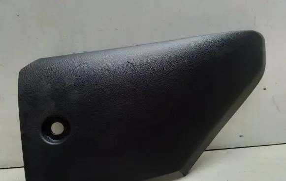 Nissan Tiida C11 Other center console (tunnel) element 68920EL00A