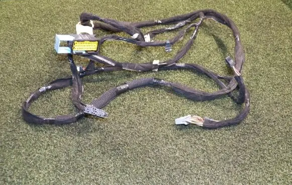 Opel Movano B Other wiring loom 240369225R