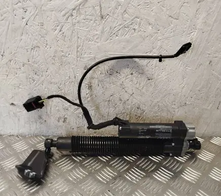 Audi A6 S6 C7 4G Tailgate/trunk/boot lift motor 4G5827851B