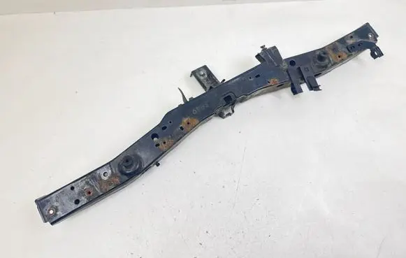 Toyota Avensis T270 Top upper radiator support slam panel 