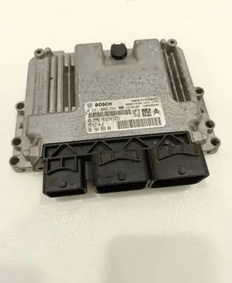 Peugeot 208 Engine control unit/module 9678495980 9666319180 0261S06494