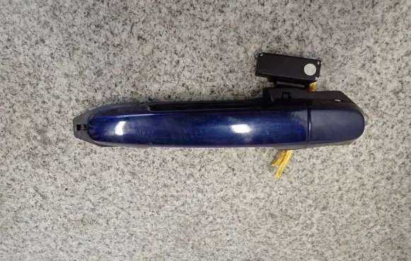 Toyota Avensis T250 Sliding door exterior handle 