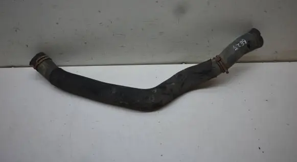 Engine coolant pipe/hose