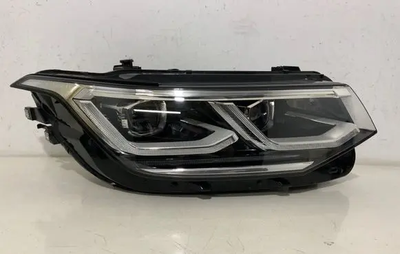 Volkswagen Tiguan Headlight/headlamp 5NB941082G