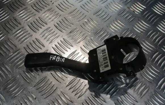 Skoda Fabia Mk1 (6Y) Indicator stalk
