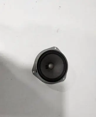 Alfa Romeo Giulia Front door speaker 50564039